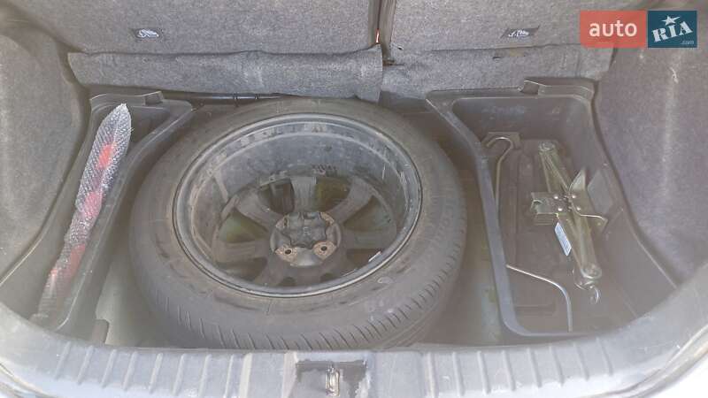 Хетчбек Geely MK Cross 2013 в Києві