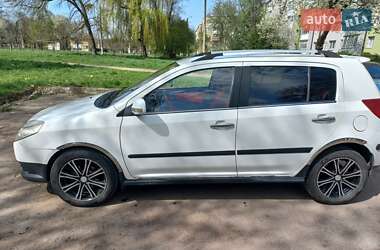 Хэтчбек Geely MK Cross 2013 в 