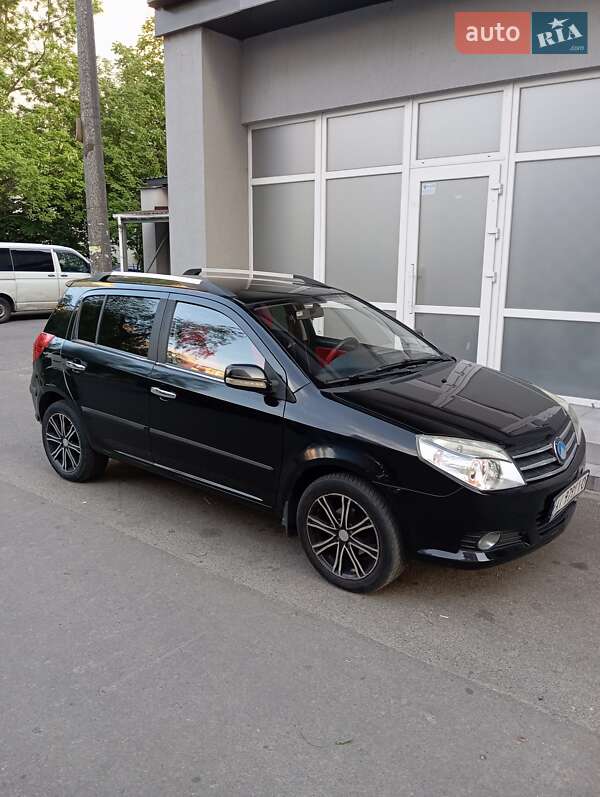 Хэтчбек Geely MK Cross 2014 в 