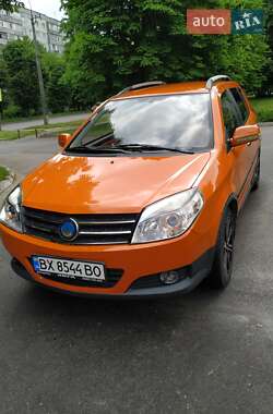 Хетчбек Geely MK Cross 2015 в 