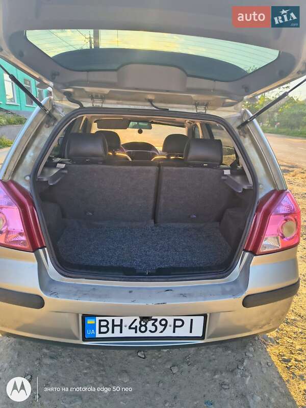Хэтчбек Geely MK Cross 2012 в Белгороде-Днестровском