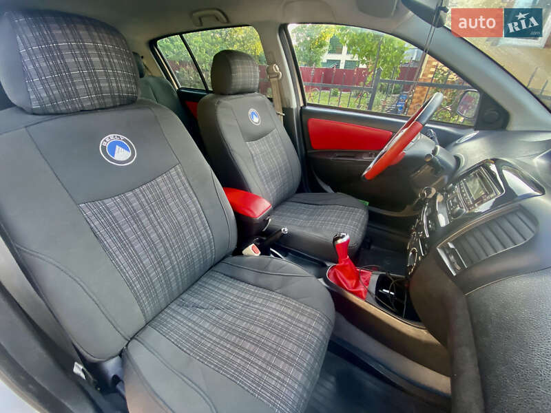 Хэтчбек Geely MK Cross 2014 в Крыжополе