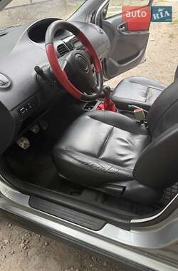 Хэтчбек Geely MK Cross 2012 в 