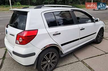 Хэтчбек Geely MK Cross 2013 в 