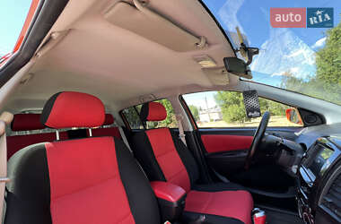 Хэтчбек Geely MK Cross 2013 в 