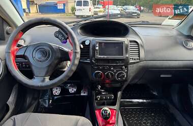 Хетчбек Geely MK Cross 2012 в 