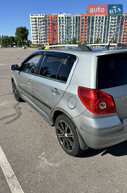 Хетчбек Geely MK Cross 2012 в 
