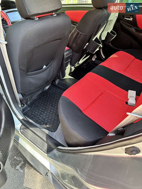 Хэтчбек Geely MK Cross 2012 в Киеве