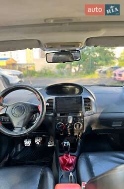 Хэтчбек Geely MK Cross 2012 в 
