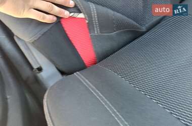 Хэтчбек Geely MK Cross 2013 в 