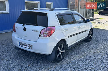 Хэтчбек Geely MK Cross 2013 в 