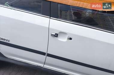 Хетчбек Geely MK Cross 2012 в 