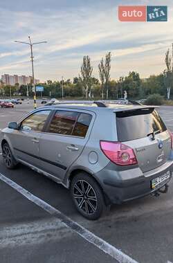 Хетчбек Geely MK Cross 2013 в 