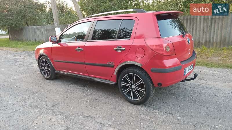 Geely MK Cross 2012