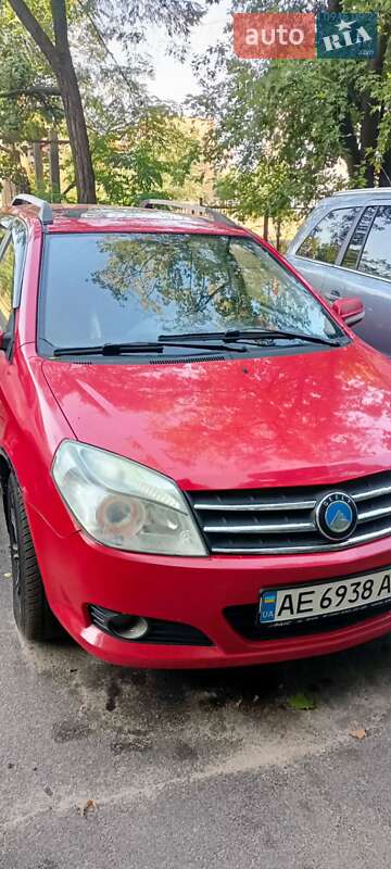 Хэтчбек Geely MK Cross 2012 в 