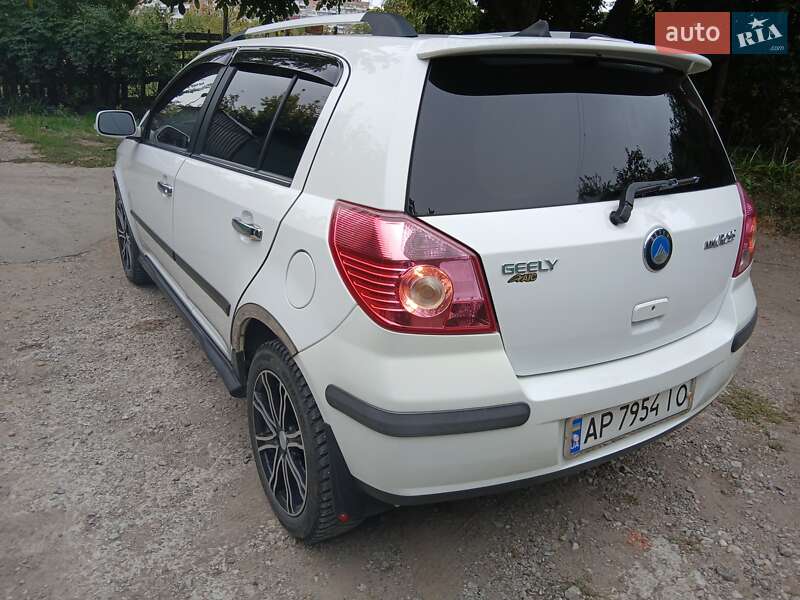 Хэтчбек Geely MK Cross 2014 в Запорожье