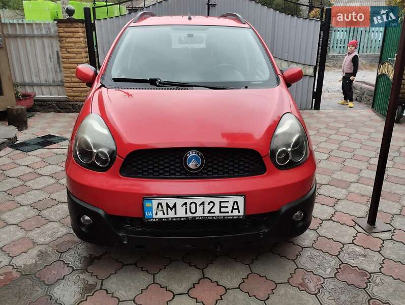 Хетчбек Geely MK Cross 2013 в 