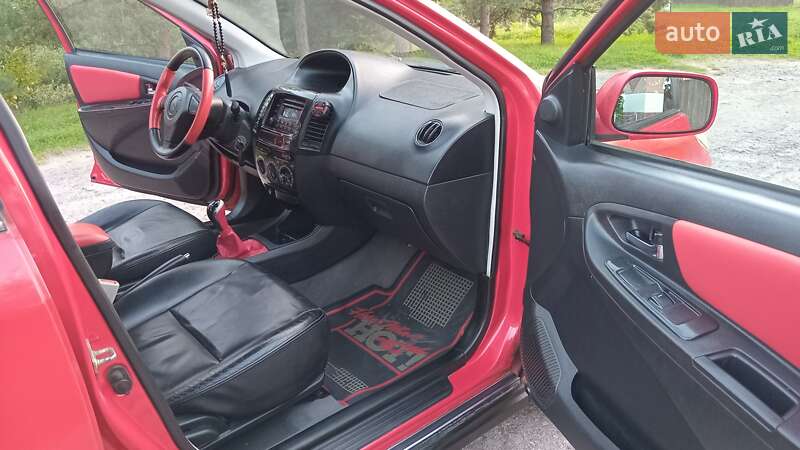 Хэтчбек Geely MK Cross 2012 в Прилуках