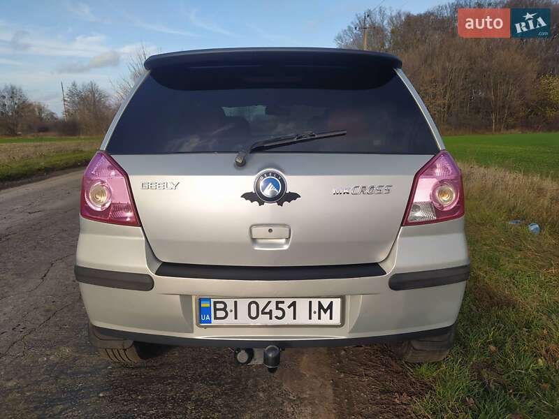 Хетчбек Geely MK Cross 2013 в Диканьці фото 7 Хетчбек Geely MK Cross 2013 в Диканьці