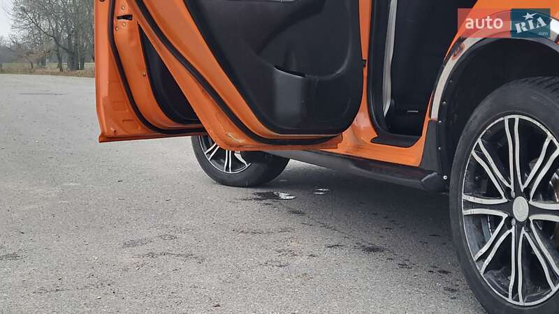 Хэтчбек Geely MK Cross 2014 в Виннице фото 15 Хэтчбек Geely MK Cross 2014 в Виннице