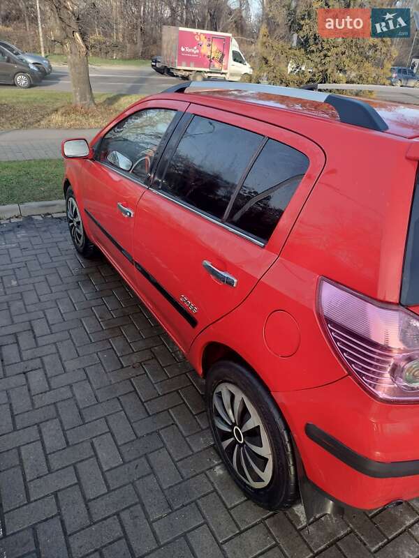 Хэтчбек Geely MK Cross 2013 в Львове