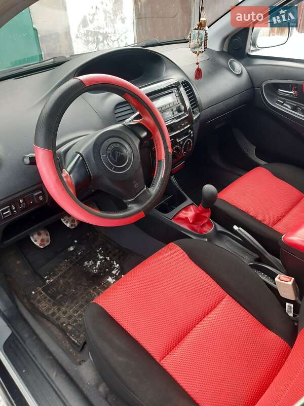 Хэтчбек Geely MK Cross 2013 в Сумах