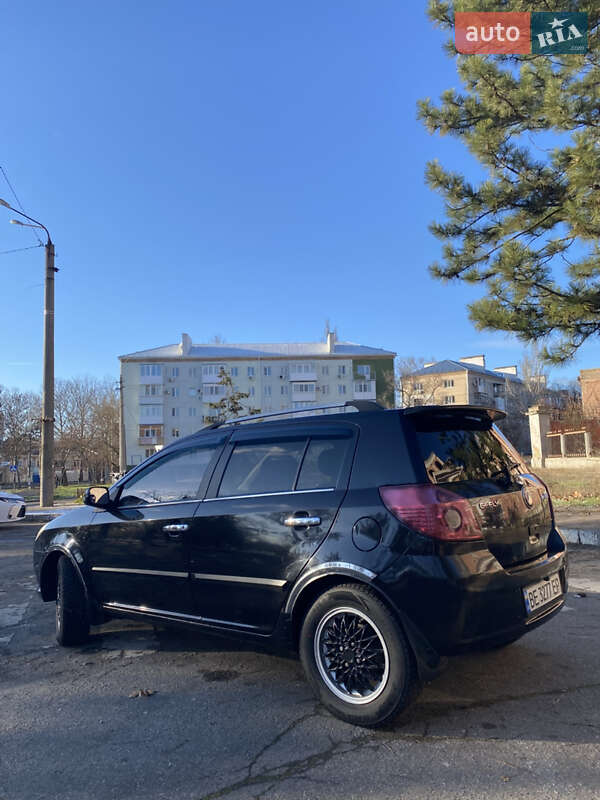 Хэтчбек Geely MK Cross 2014 в Николаеве