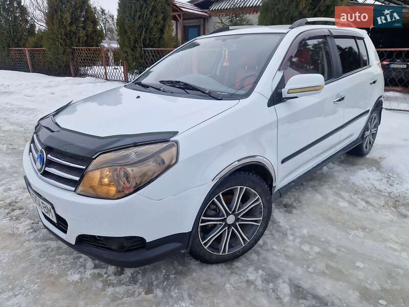 Хэтчбек Geely MK Cross 2014 в Ромнах фото 13 Хэтчбек Geely MK Cross 2014 в Ромнах
