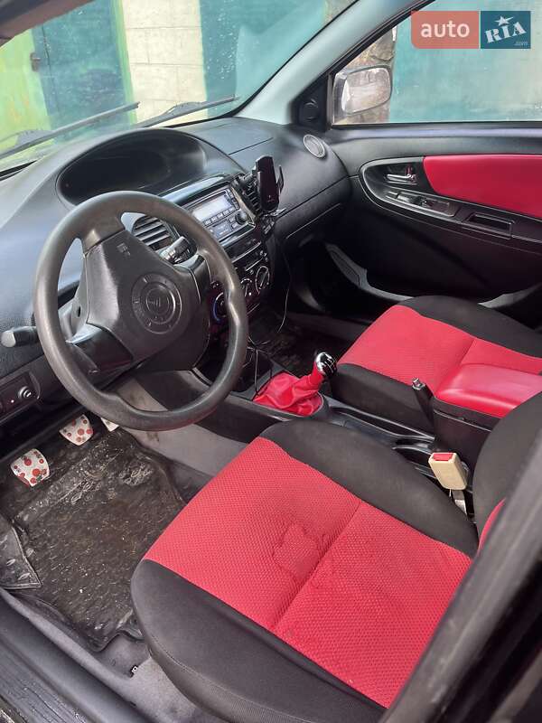 Хэтчбек Geely MK Cross 2013 в Запорожье