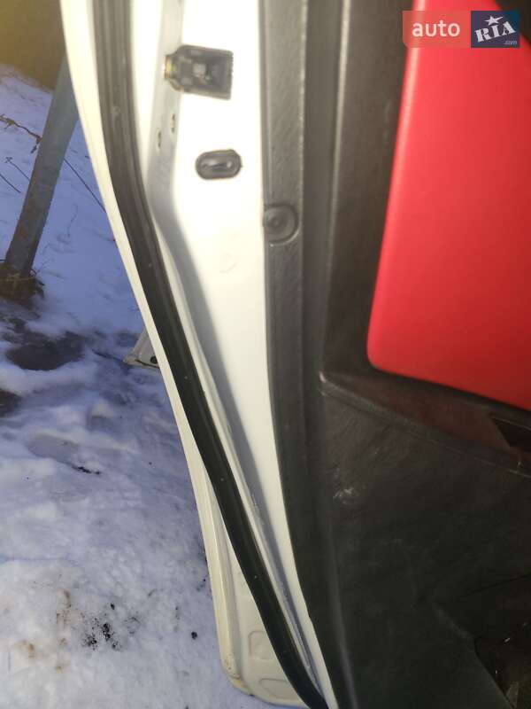 Хэтчбек Geely MK Cross 2013 в Кривом Роге