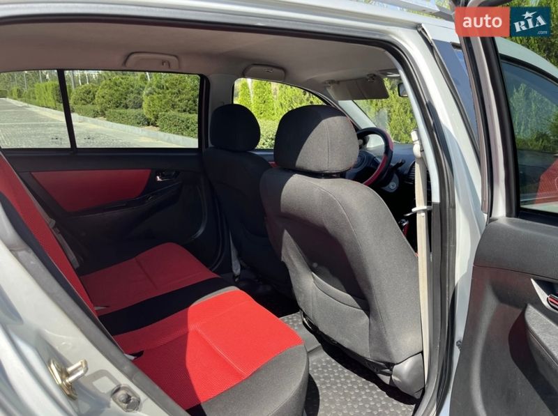 Хетчбек Geely MK Cross 2013 в Дніпрі