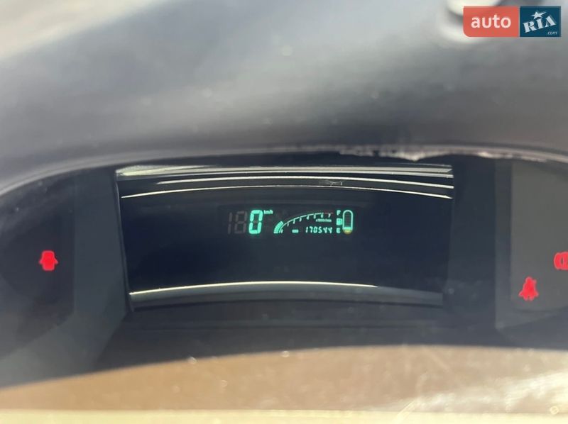 Хетчбек Geely MK Cross 2013 в Дніпрі