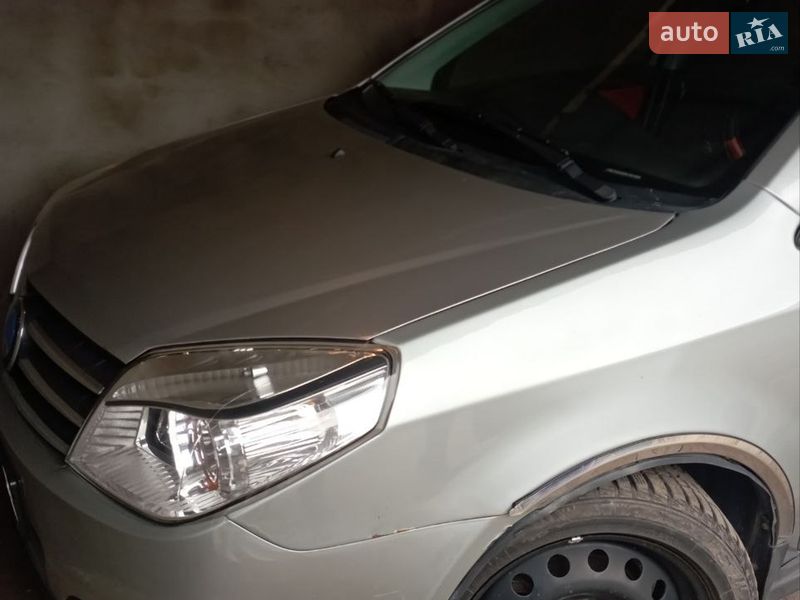 Хэтчбек Geely MK Cross 2013 в Днепре