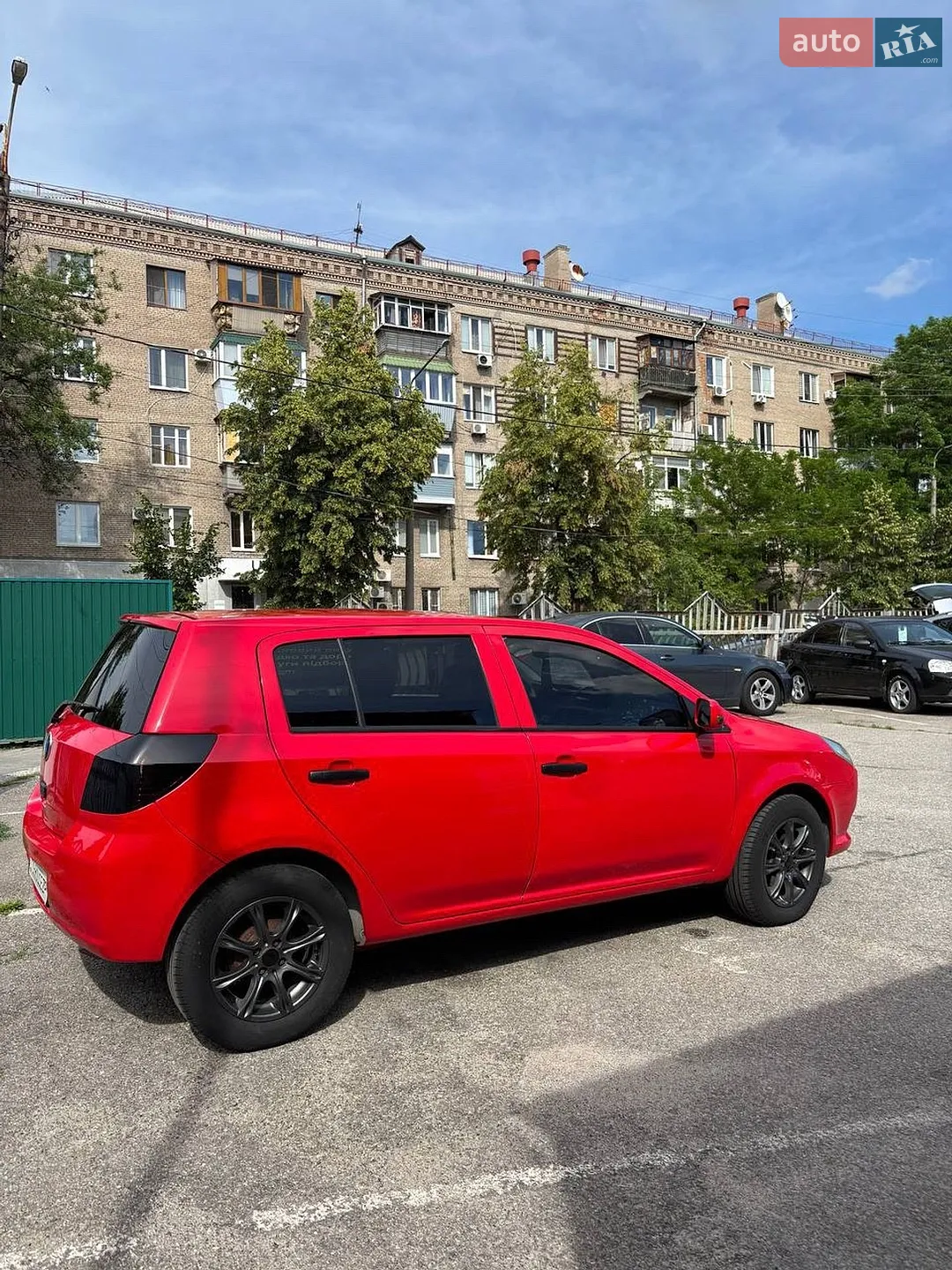 Geely MK Cross 2013