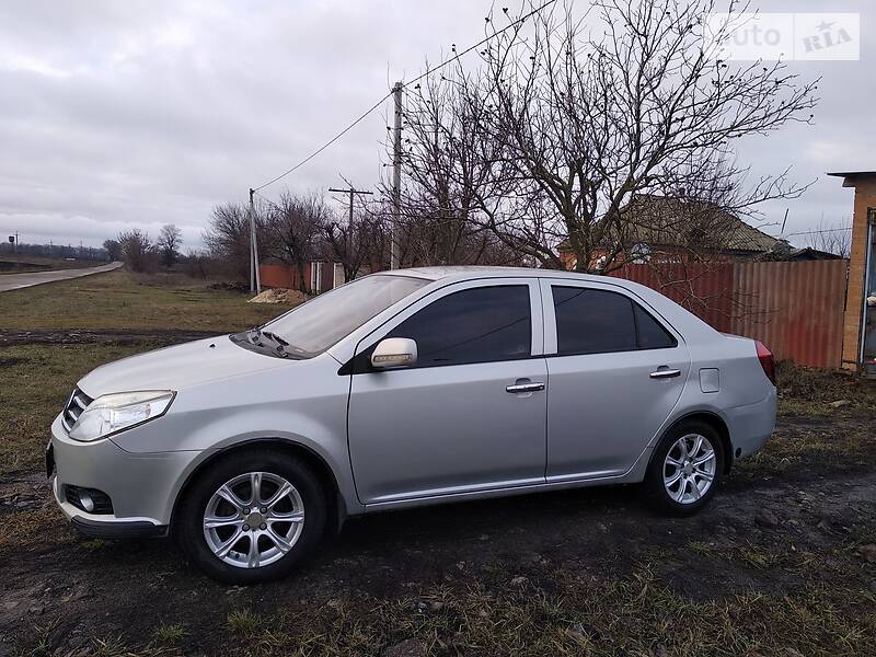 Седан Geely MK 2014 в Пирятині