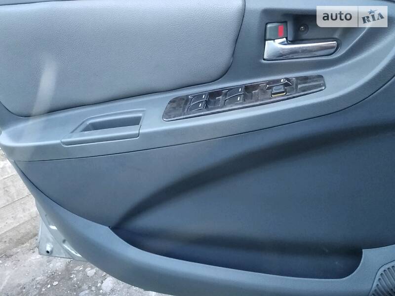 Седан Geely MK 2008 в Рахове