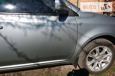 Седан Geely MK 2011 в 