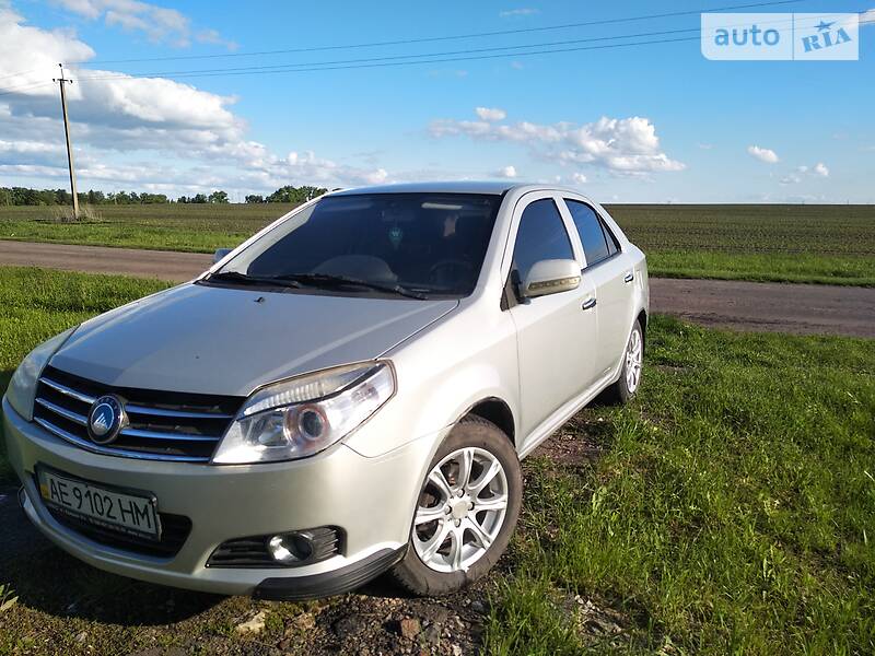 Седан Geely MK 2014 в Пирятині