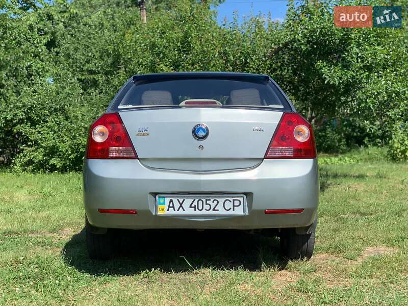 Седан Geely MK 2012 в Валках