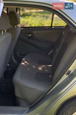 Седан Geely MK 2012 в Валках