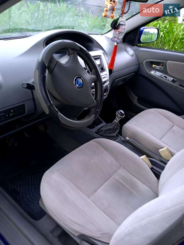 Седан Geely MK 2007 в Саврани