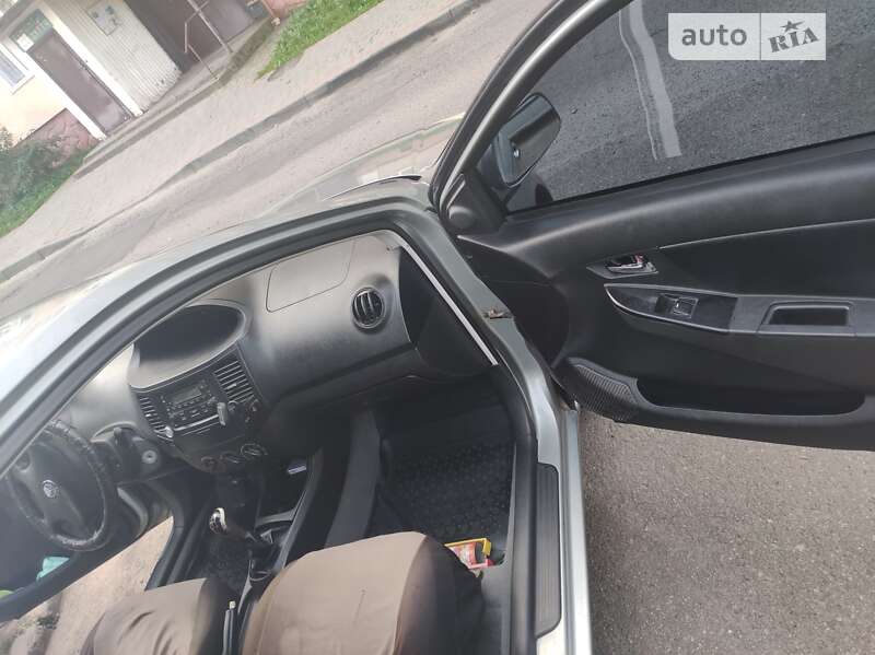 Седан Geely MK 2012 в Львове