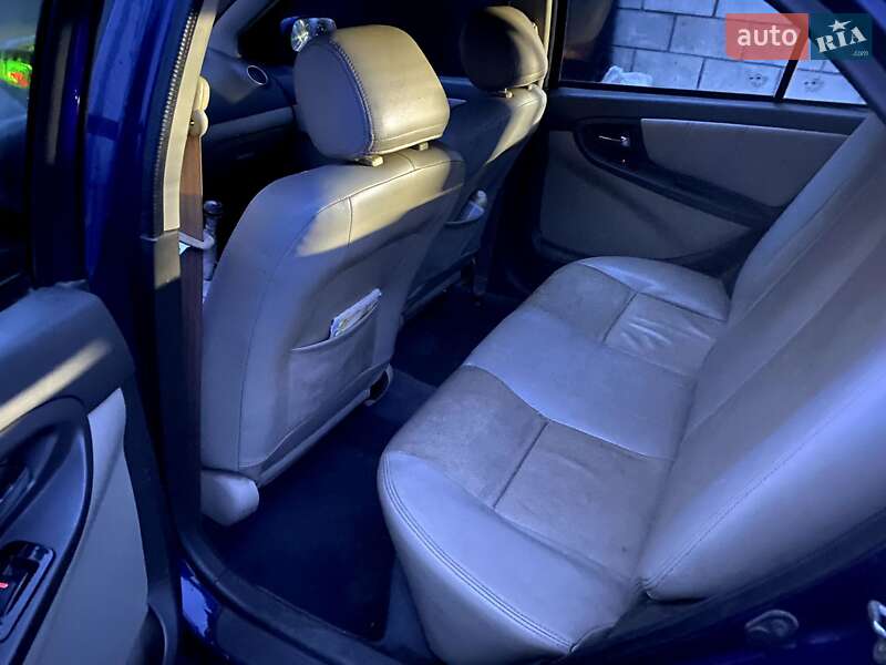 Седан Geely MK 2010 в Вараше