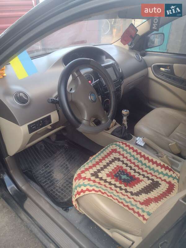 Седан Geely MK 2009 в Добровеличковке