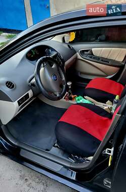 Седан Geely MK 2008 в 