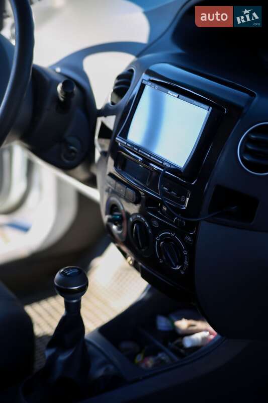 Седан Geely MK 2008 в Львове