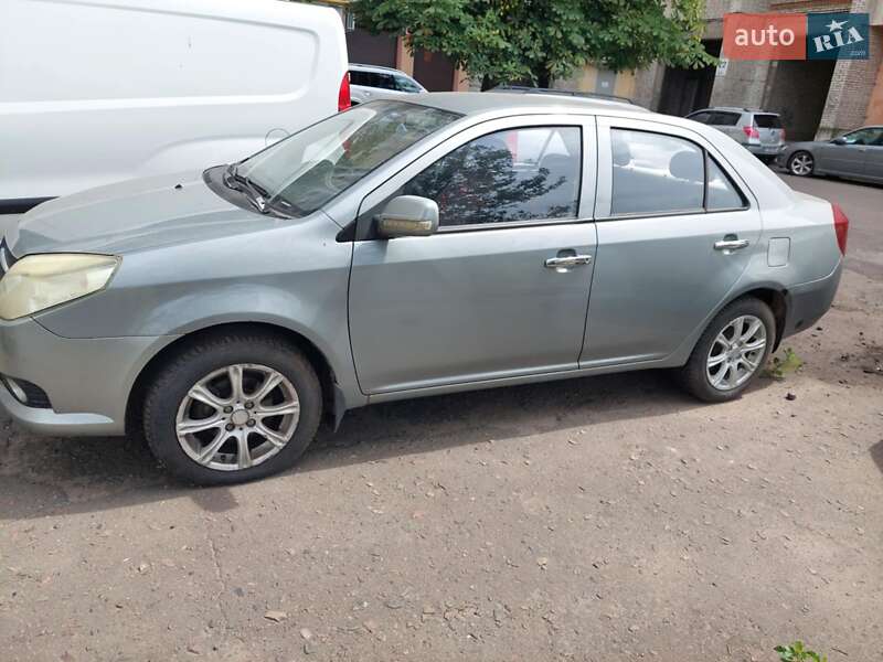 Geely MK 2013