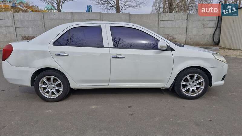 Седан Geely MK 2012 в Днепре