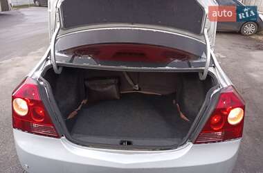 Седан Geely MK 2012 в 