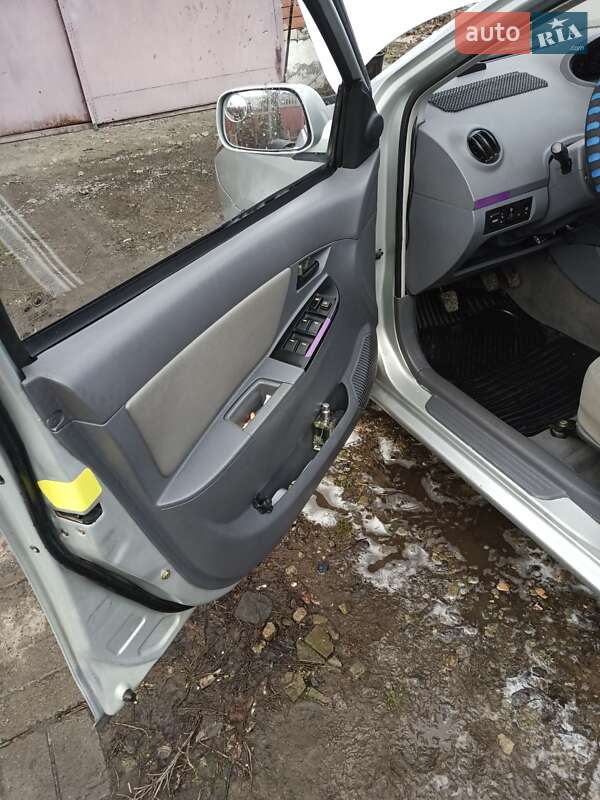 Седан Geely MK 2012 в Виннице